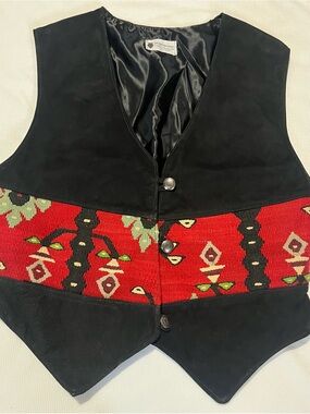 Vintage AEGEAN Black Red Southwestern Suede Leather Tapestry Vest Sz M Medium